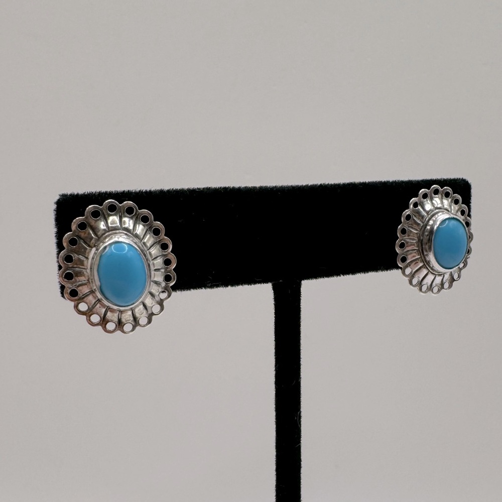 VINTAGE Sterling Silver Native American Concho Earrings